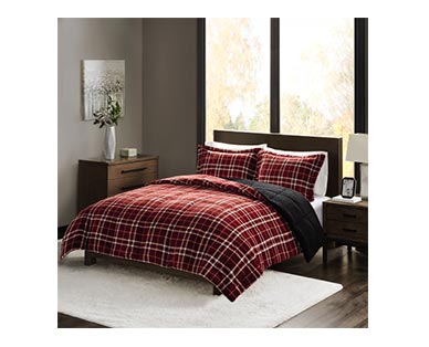 Huntington Home Plush/Sherpa Comforter Set