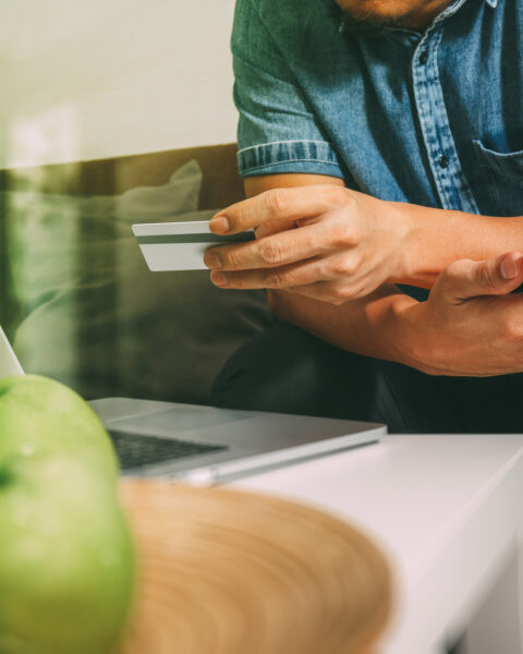 Walgreens Take Apple Pay