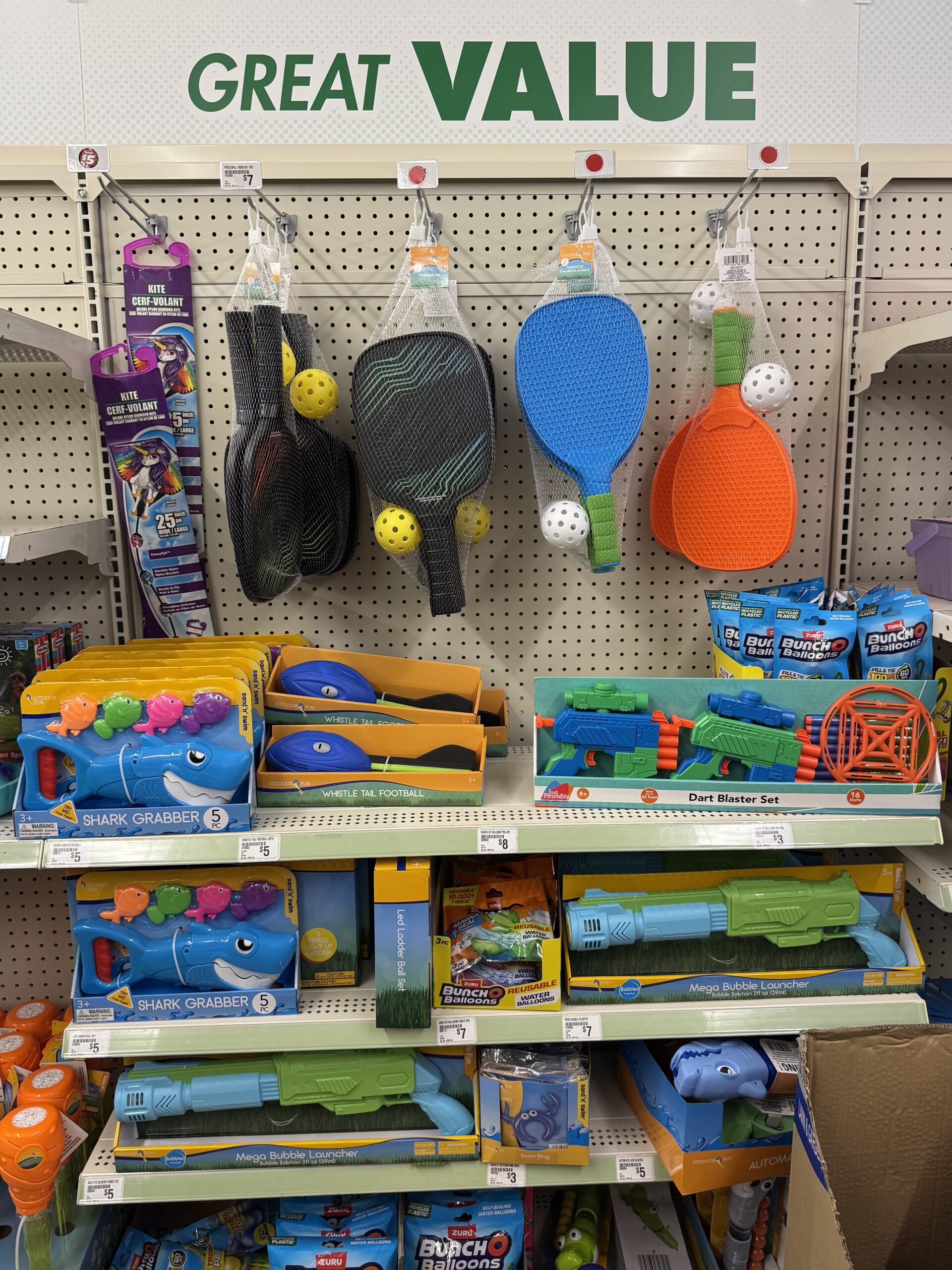 Outdoor Fun Shark Grabber 5 PC - in store