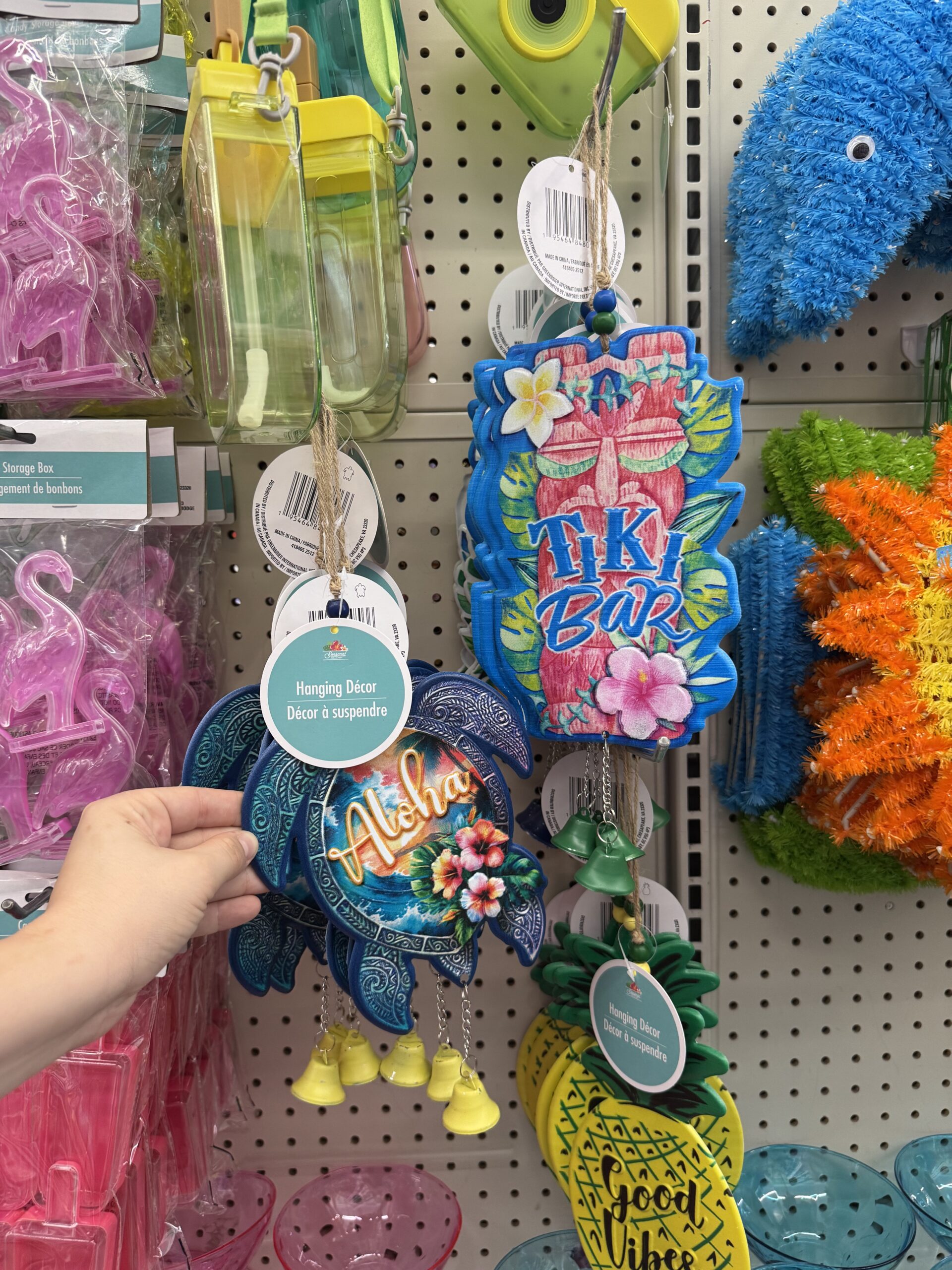 Seasonal Collection Tropical Luau Summer Party Decorations - in store