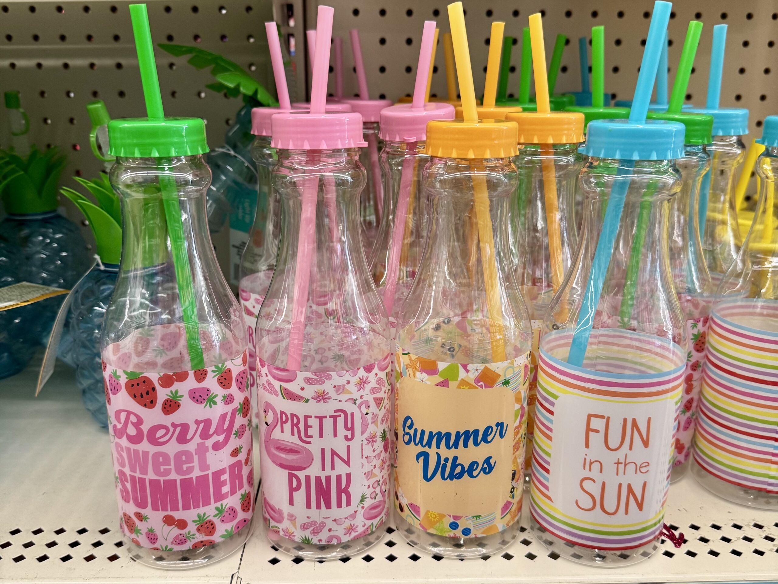 Summer-Themed Reusable Plastic Water Bottle with Straw - in store