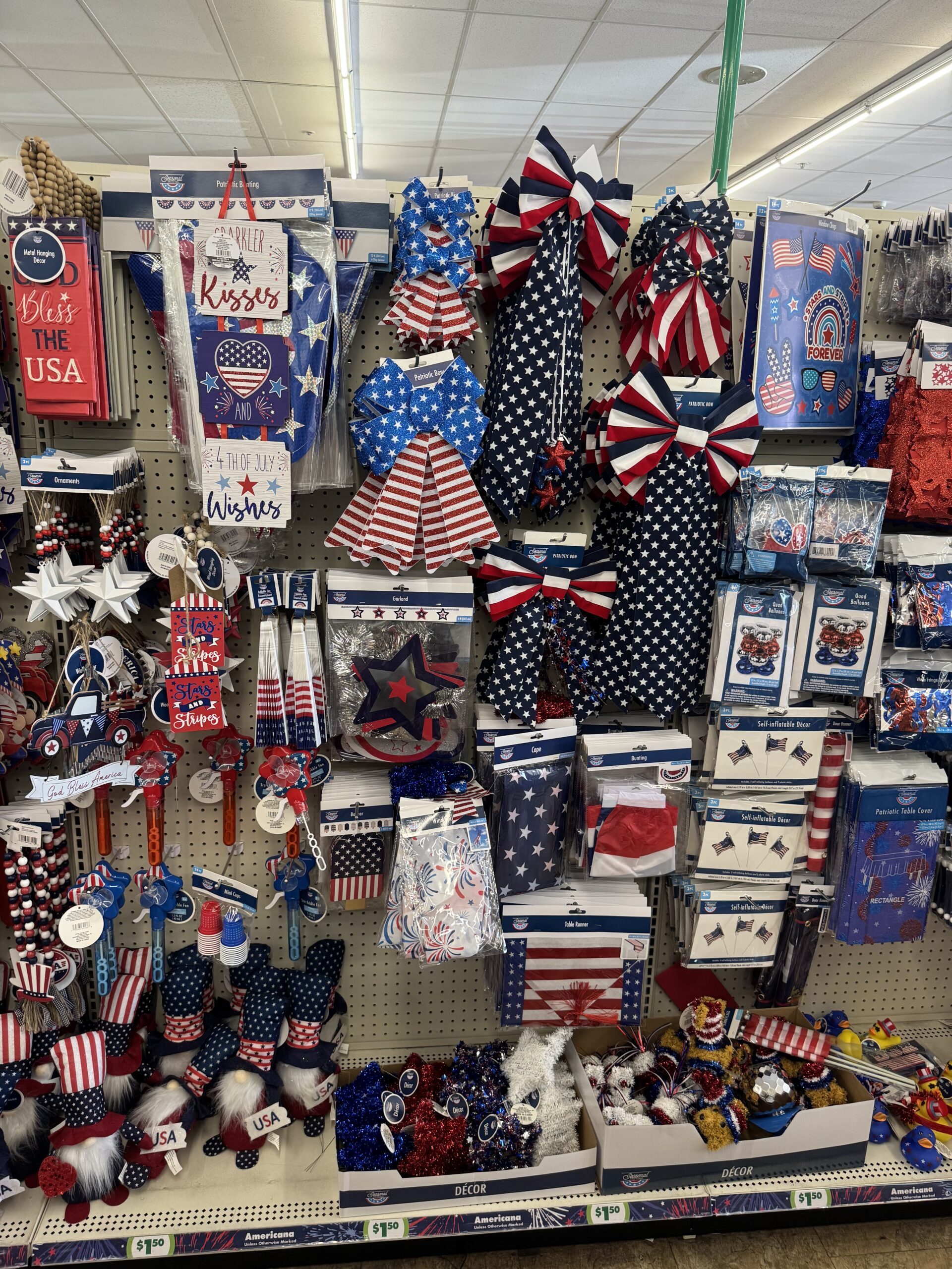 Patriotic Party Decor - in store
