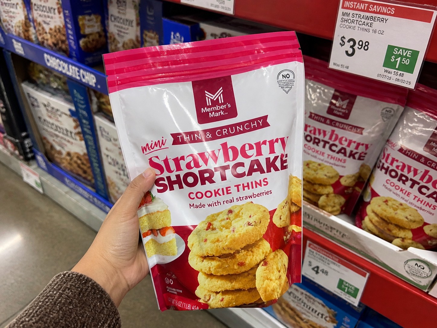 Member's Mark Mini Thin & Crunchy Strawberry Shortcake Cookie Thins