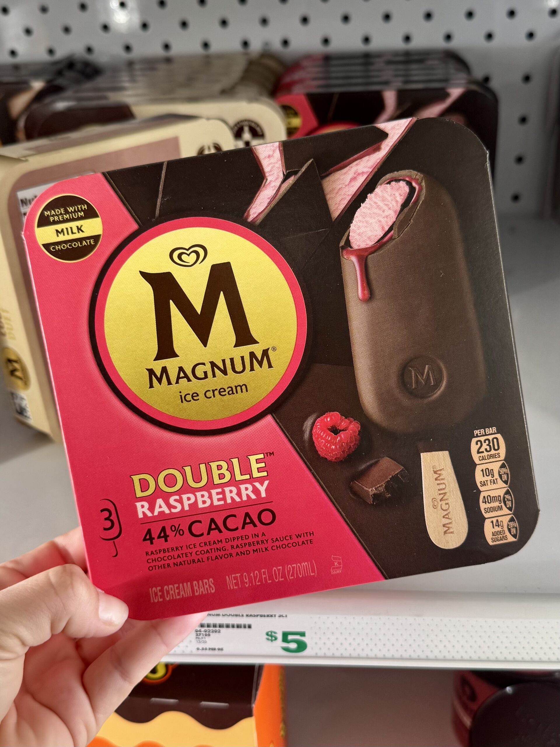 Magnum Double Raspberry - in store