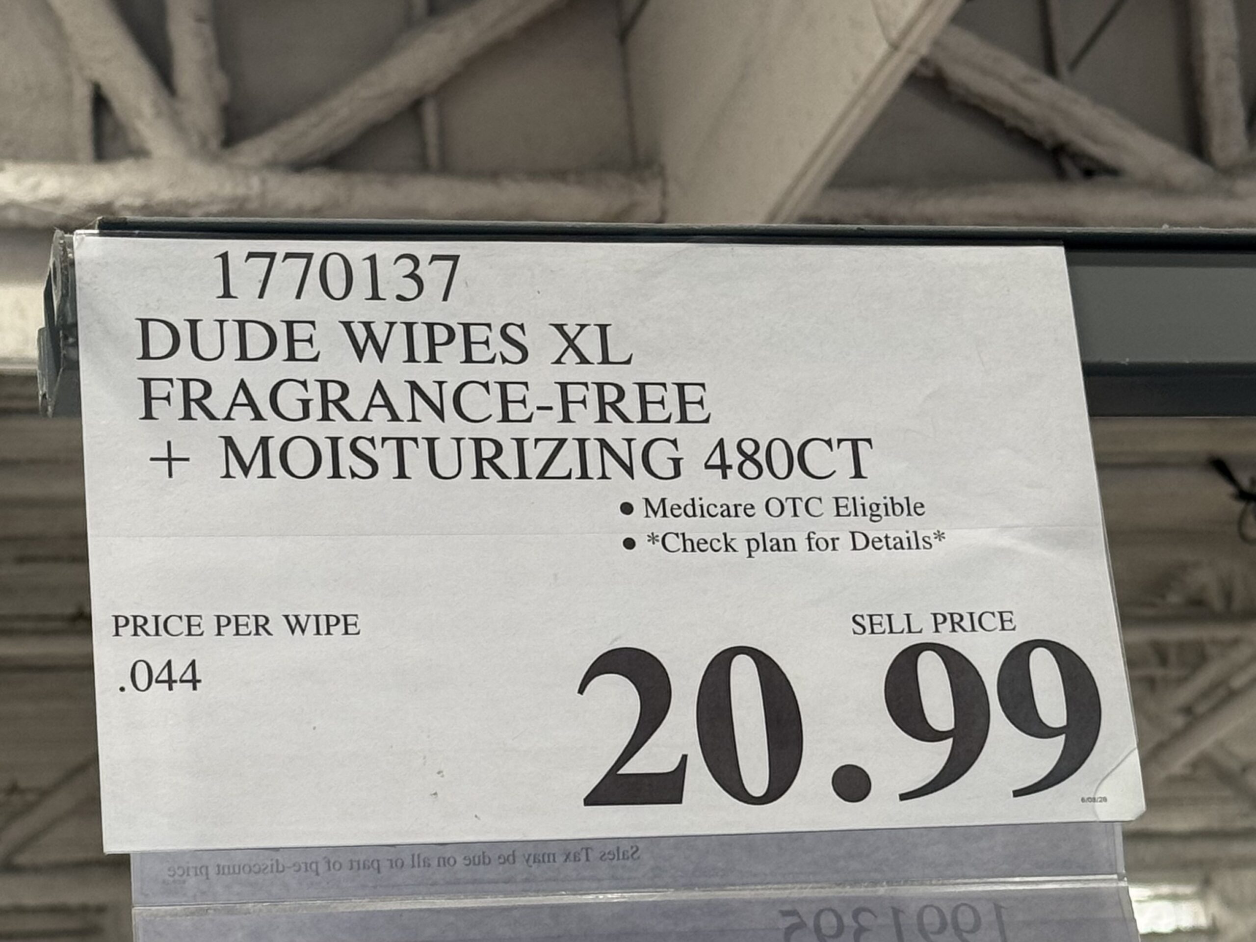 Dude Wipes + Moisturizing - price tag