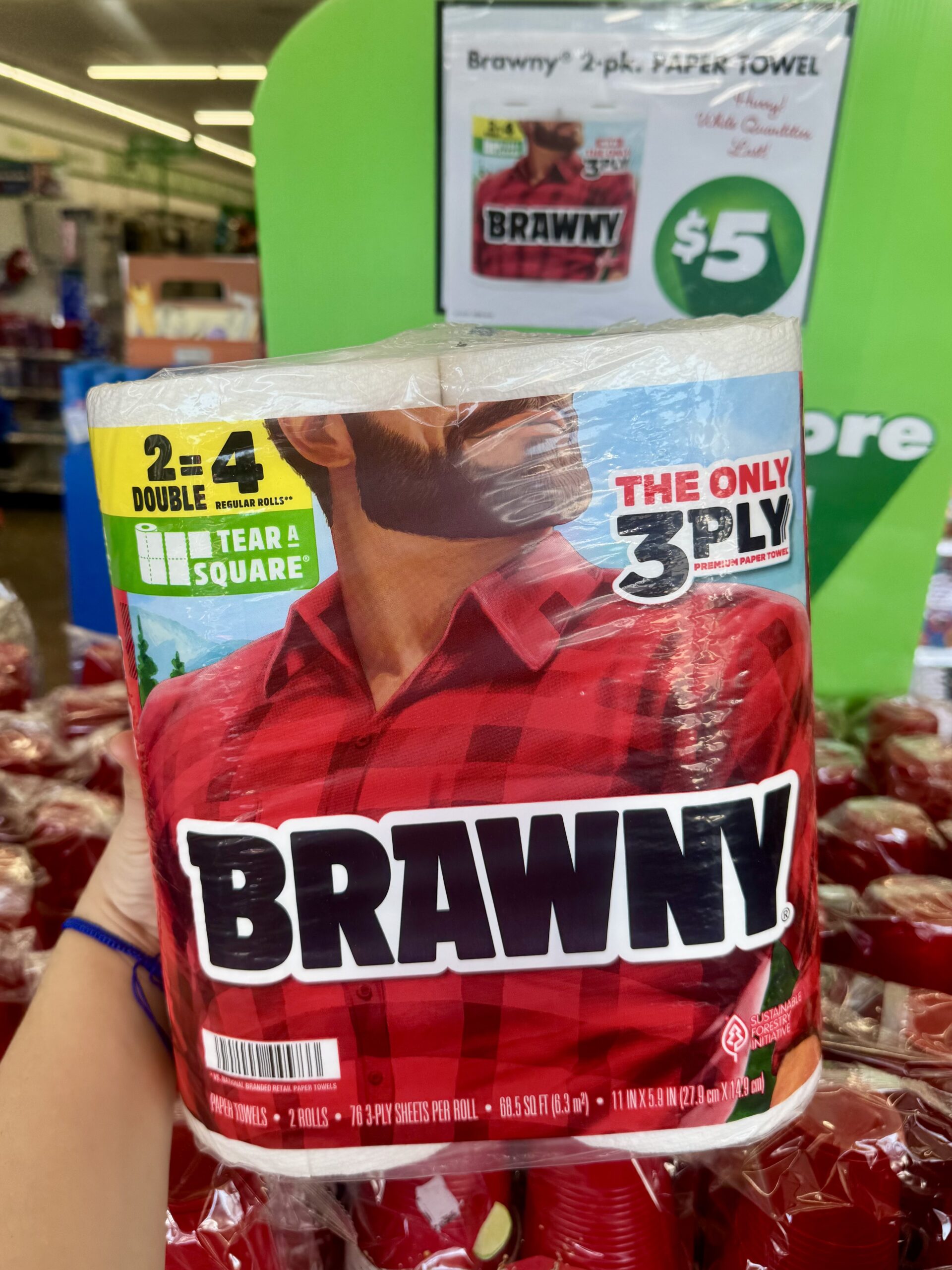 Brawny Tear-A-Square Premium Paper Towel, 2-pc Pack. - in store