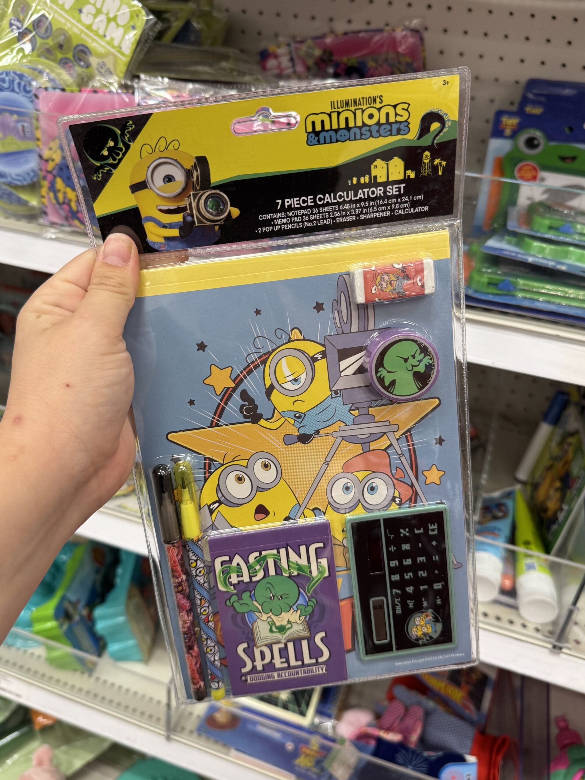 Innovative Designs 7pc Set Minions - in store