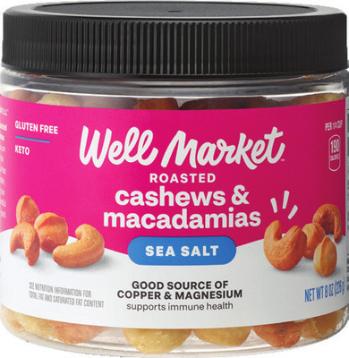 WITH CARD Well Market mixed nuts