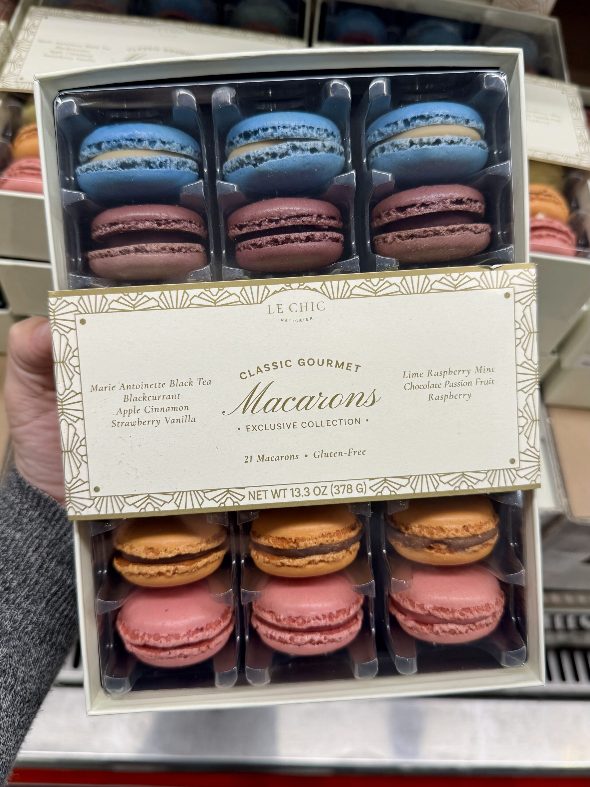 Le Chic Patissier Classic Gourmet Macarons