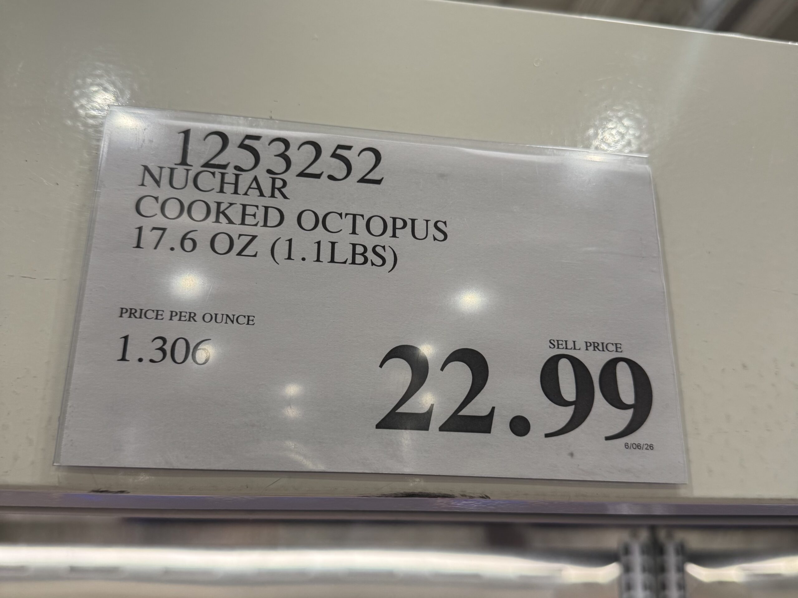 NUCHAR Cooked Octopus - price tag