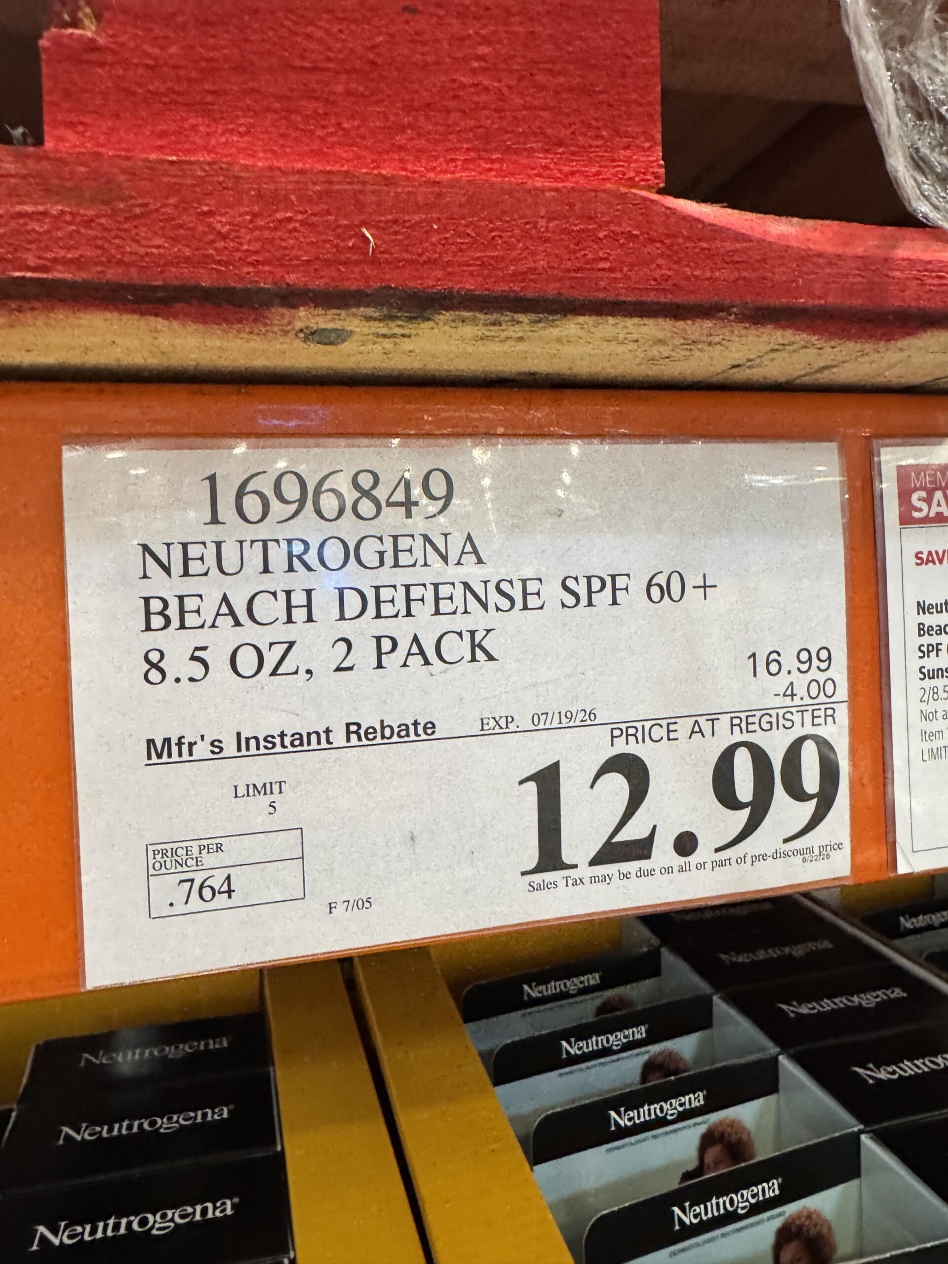 Neutrogena Beach Defense Sunscreen Spray - price tag
