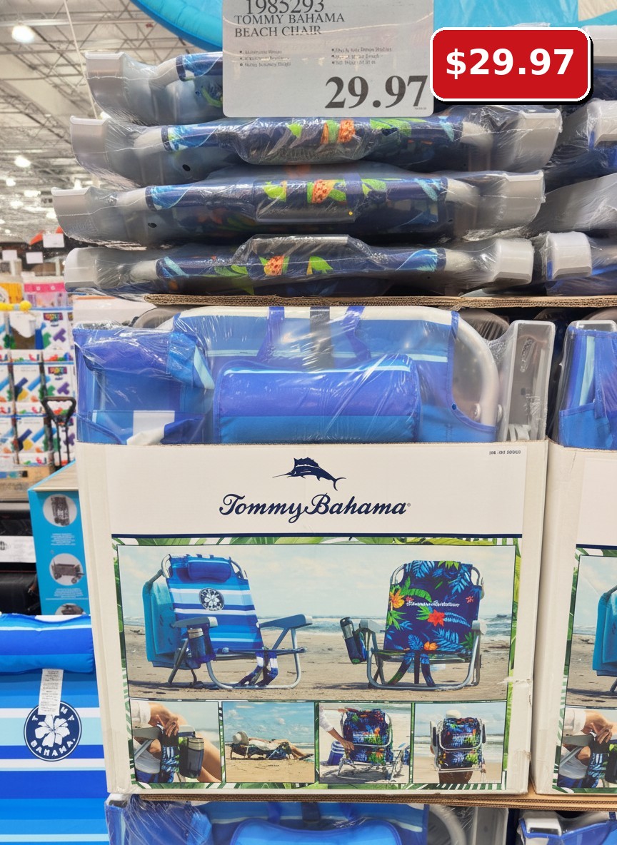 TOMMY BAHAMA BEACH CHAIR