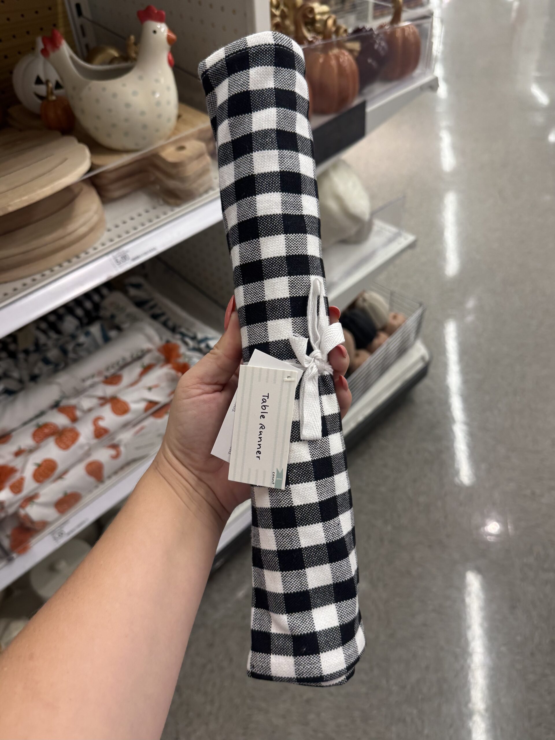 Table Runner - in store