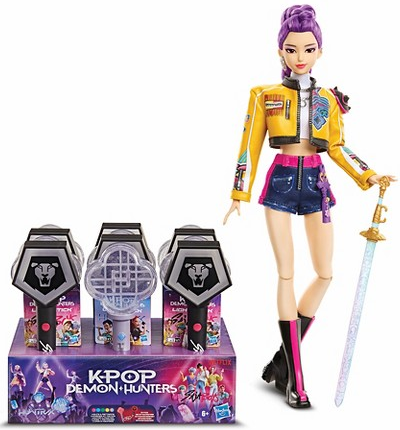 Hasbro’s KPop Demon Hunters light stick assortment & HUNTR/X fashion doll with accessories