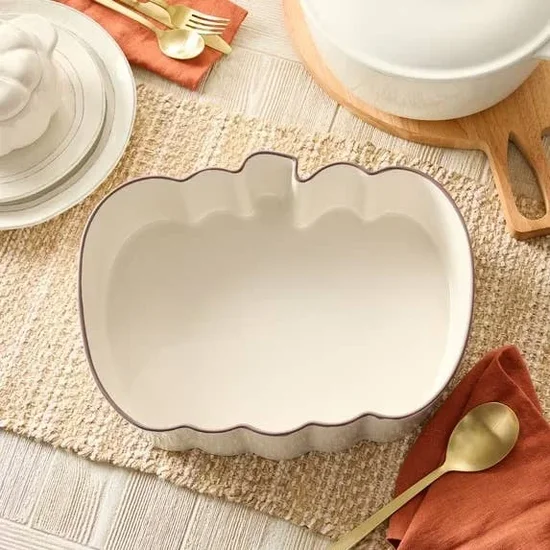 Better Homes & Gardens 10" x 13" Cream Figural Pumpkin Stoneware Baking Dish