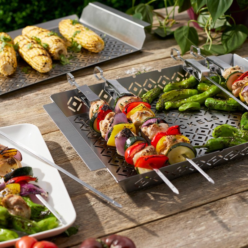 Henckels 8-piece BBQ Trays & Skewer Set
