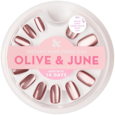 Olive & June press-on nails