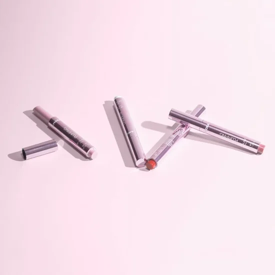 Amora Plumping Lip Glaze 0.08oz