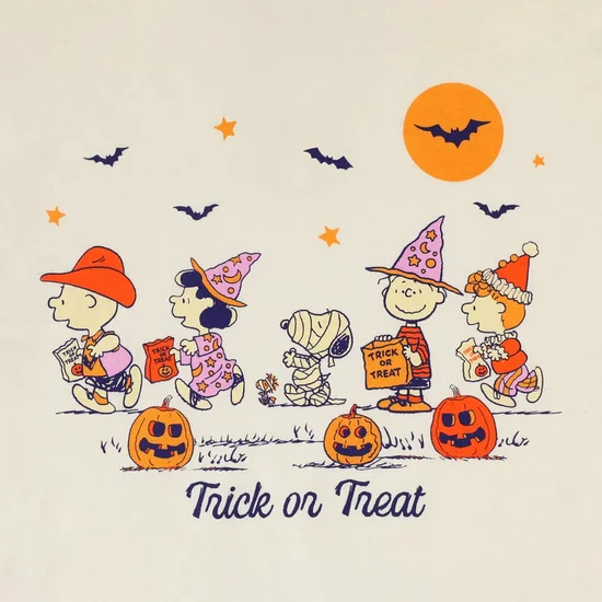 Peanuts Halloween Graphic Tee