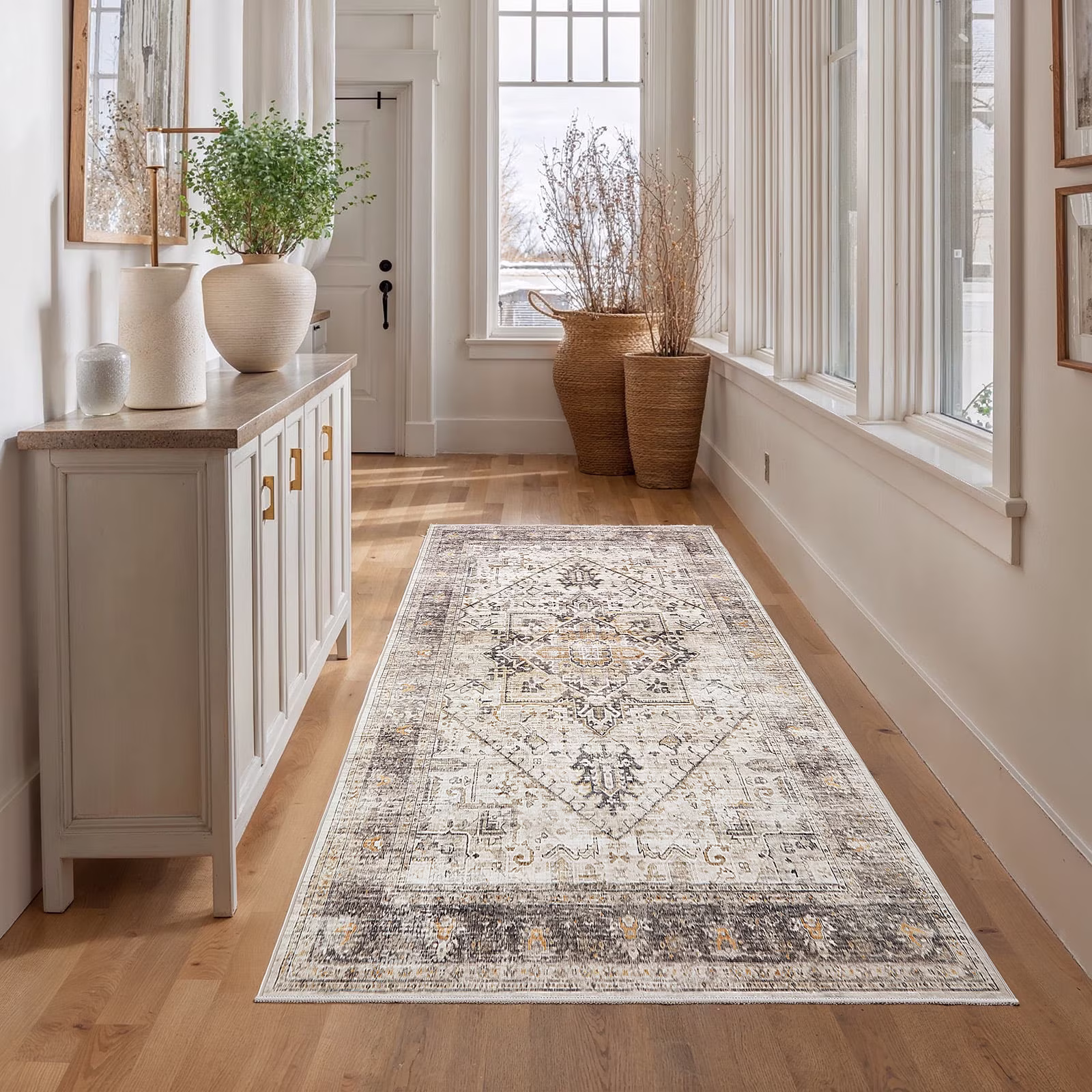CHITOOMA 5'x7' Boho Area Rugs for Living Room, Machine Washable Stain Resistant Non-Shed Carpet, Area Rug with Non-Slip Backing for Bedroom, Dining Room, Dorm, Office