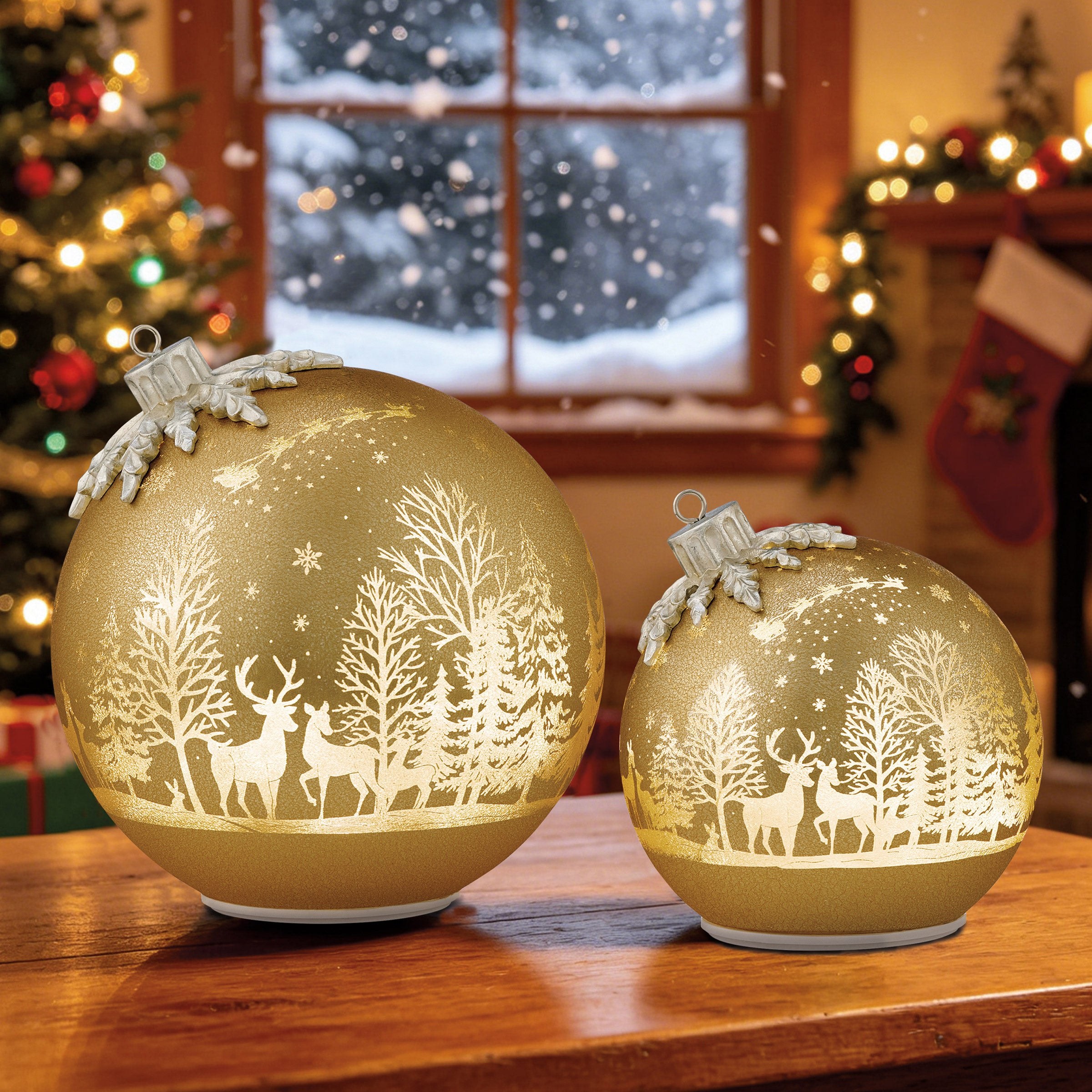Rotating Glass Ornament Décor