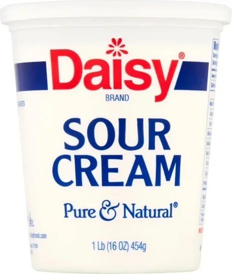 Daisy Pure & Natural Sour Cream Tub, 16 oz