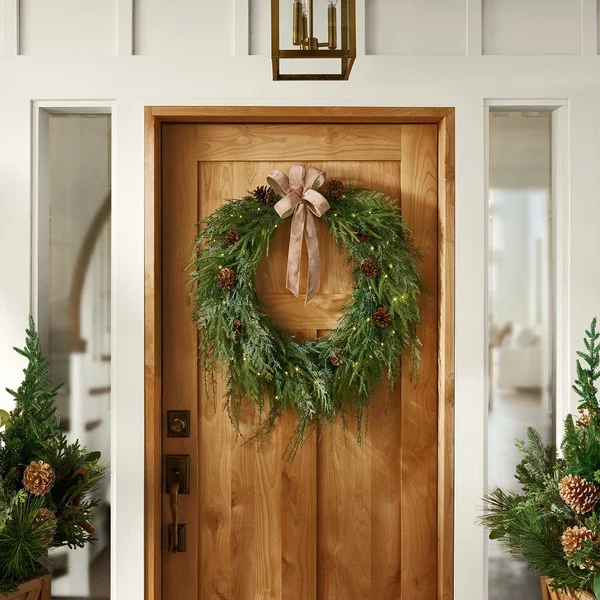 Member's Mark Pre-Lit Cypress Wreath