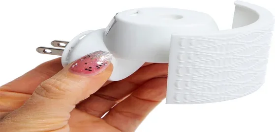 Plug-in Air Freshener Aroma Oil Warmer - White