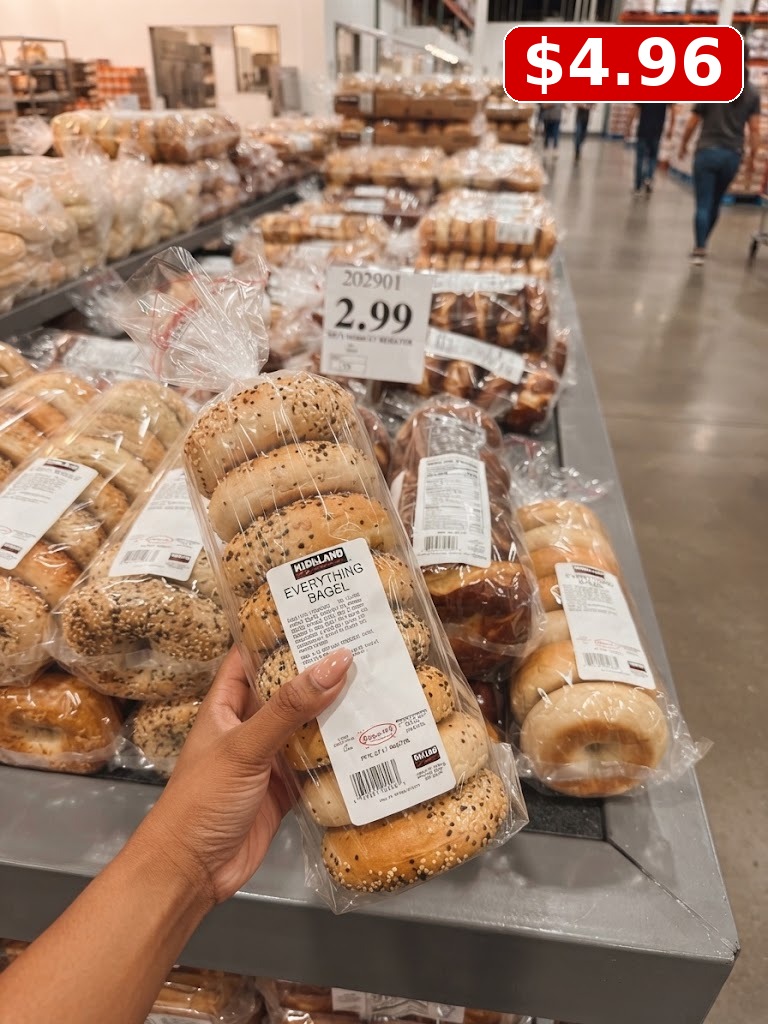 Kirkland Signature Plain Bagels, 8-count